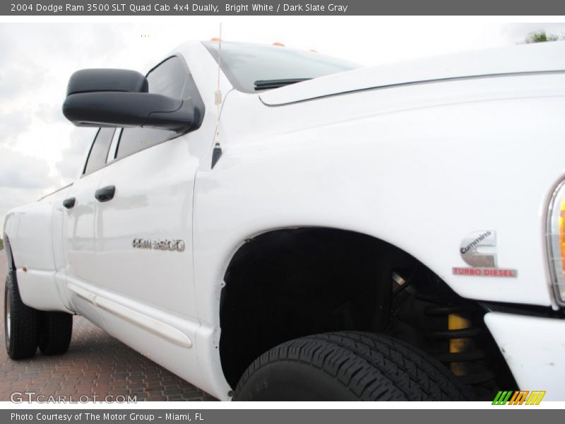 Bright White / Dark Slate Gray 2004 Dodge Ram 3500 SLT Quad Cab 4x4 Dually