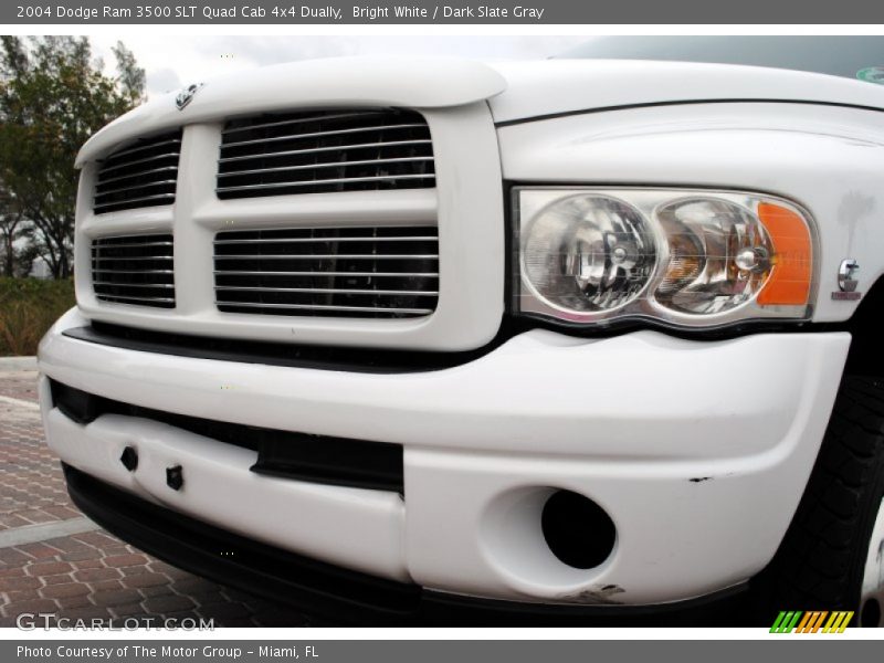 Bright White / Dark Slate Gray 2004 Dodge Ram 3500 SLT Quad Cab 4x4 Dually