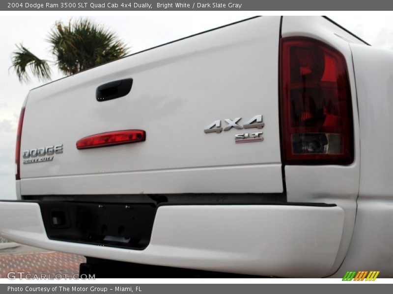 Bright White / Dark Slate Gray 2004 Dodge Ram 3500 SLT Quad Cab 4x4 Dually