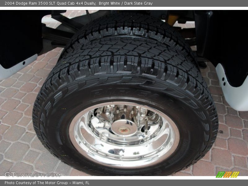 Bright White / Dark Slate Gray 2004 Dodge Ram 3500 SLT Quad Cab 4x4 Dually