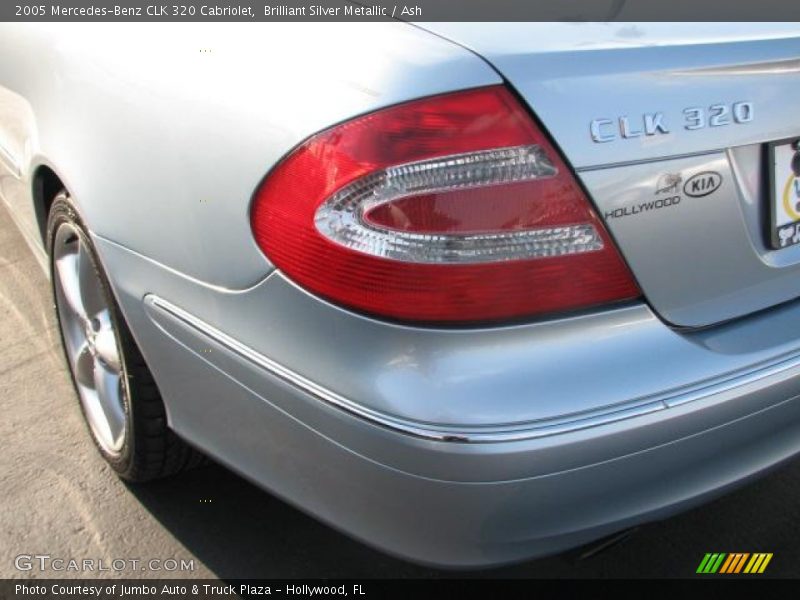 Brilliant Silver Metallic / Ash 2005 Mercedes-Benz CLK 320 Cabriolet