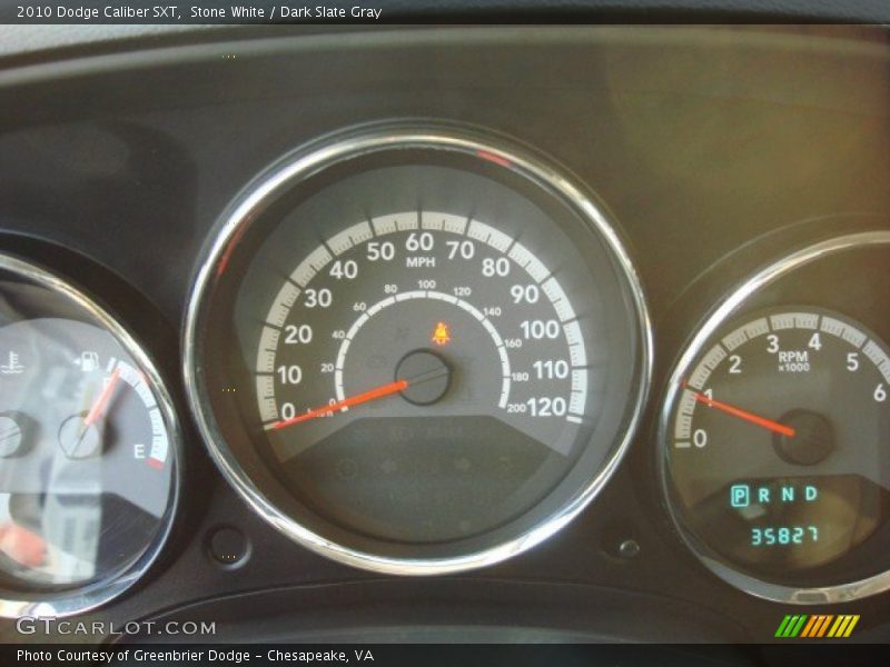 Stone White / Dark Slate Gray 2010 Dodge Caliber SXT