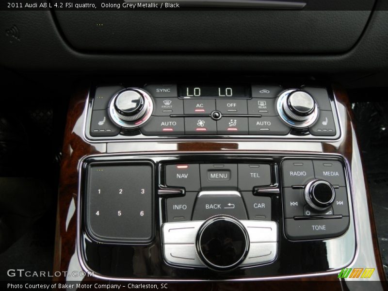 Controls of 2011 A8 L 4.2 FSI quattro