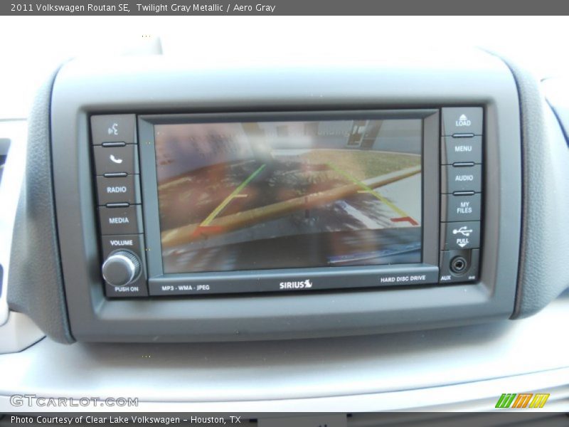 Twilight Gray Metallic / Aero Gray 2011 Volkswagen Routan SE