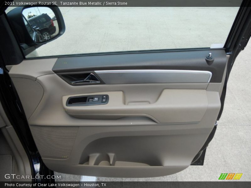 Tanzanite Blue Metallic / Sierra Stone 2011 Volkswagen Routan SE