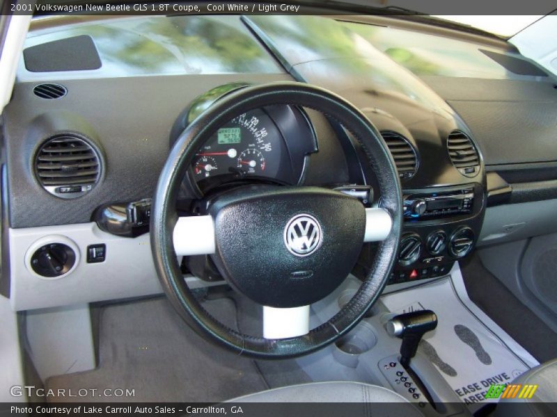 Cool White / Light Grey 2001 Volkswagen New Beetle GLS 1.8T Coupe