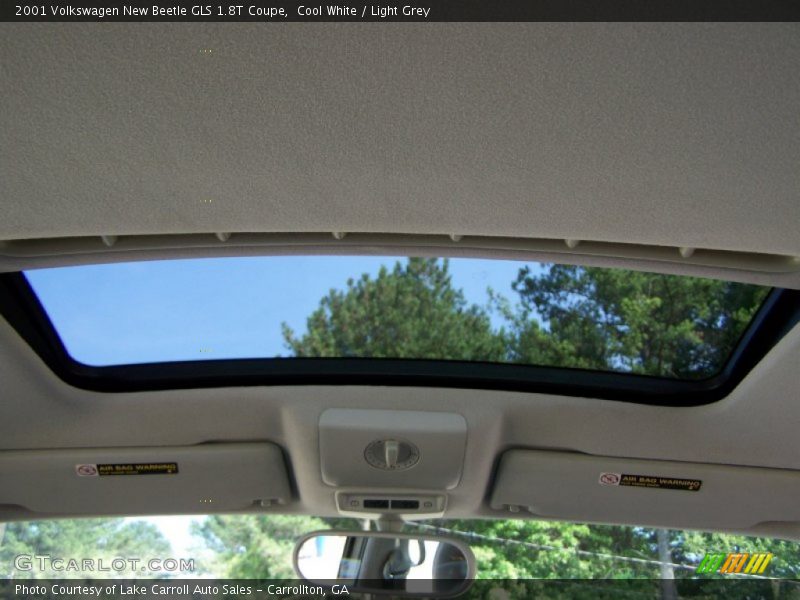 Cool White / Light Grey 2001 Volkswagen New Beetle GLS 1.8T Coupe