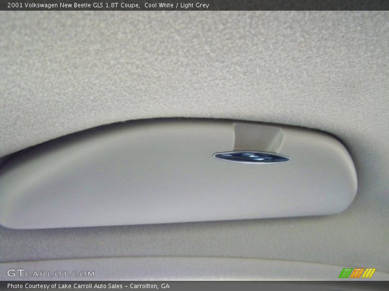 Cool White / Light Grey 2001 Volkswagen New Beetle GLS 1.8T Coupe