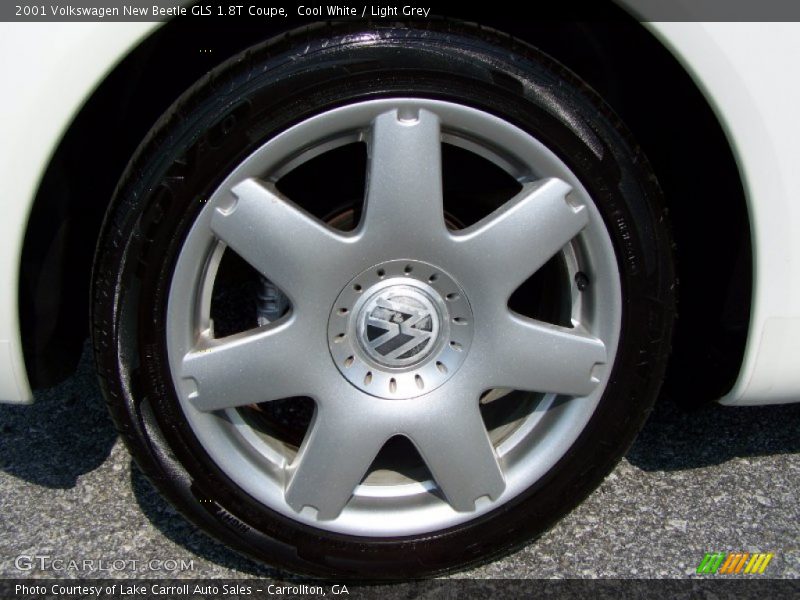Cool White / Light Grey 2001 Volkswagen New Beetle GLS 1.8T Coupe