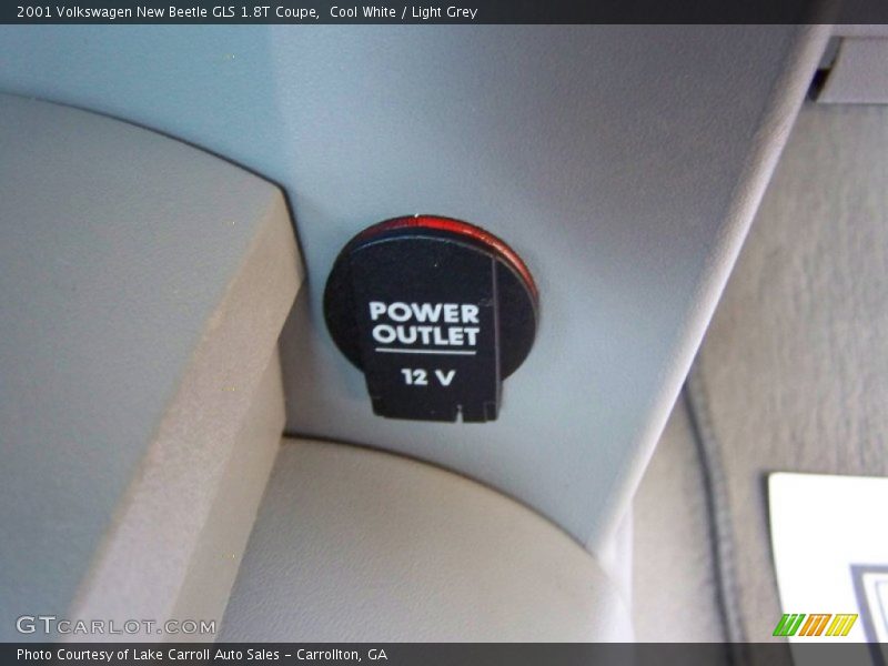 Cool White / Light Grey 2001 Volkswagen New Beetle GLS 1.8T Coupe