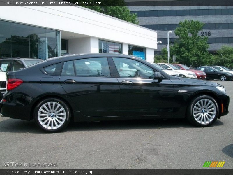 Jet Black / Black 2010 BMW 5 Series 535i Gran Turismo