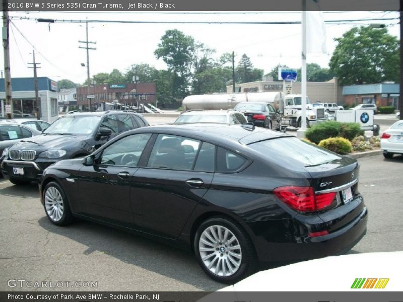 Jet Black / Black 2010 BMW 5 Series 535i Gran Turismo