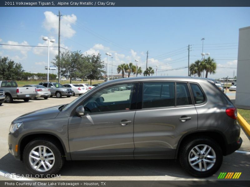 Alpine Gray Metallic / Clay Gray 2011 Volkswagen Tiguan S