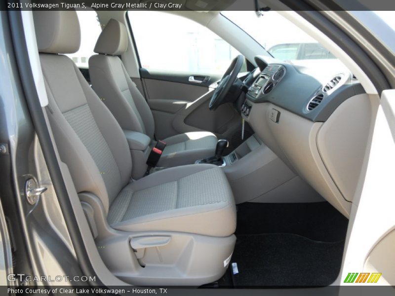 Alpine Gray Metallic / Clay Gray 2011 Volkswagen Tiguan S