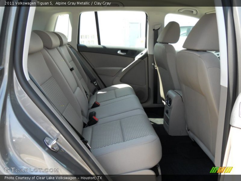 Alpine Gray Metallic / Clay Gray 2011 Volkswagen Tiguan S