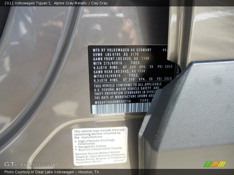 Alpine Gray Metallic / Clay Gray 2011 Volkswagen Tiguan S