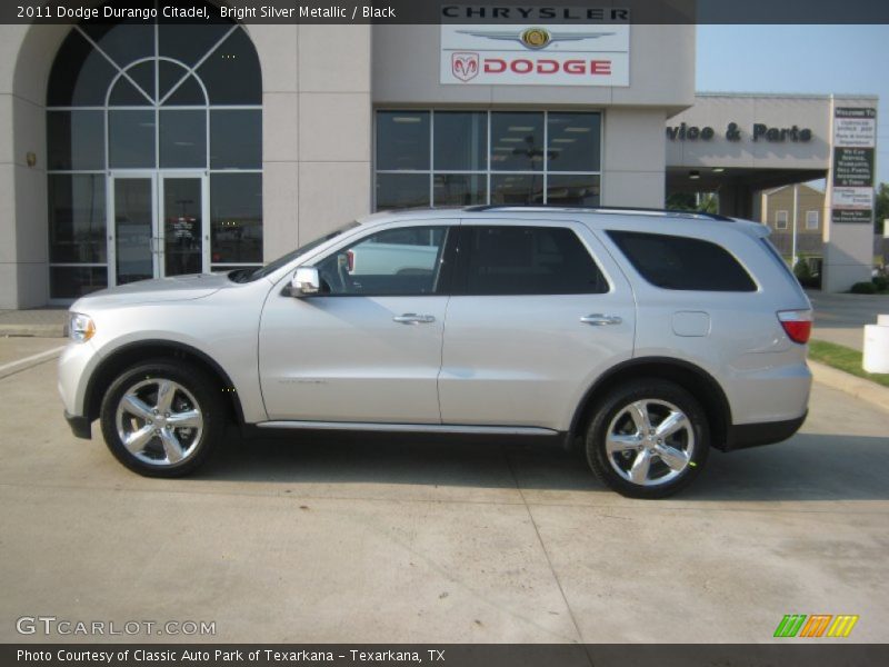 Bright Silver Metallic / Black 2011 Dodge Durango Citadel