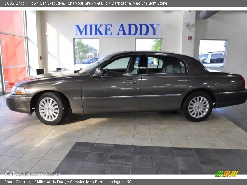 Charcoal Grey Metallic / Dark Stone/Medium Light Stone 2003 Lincoln Town Car Executive