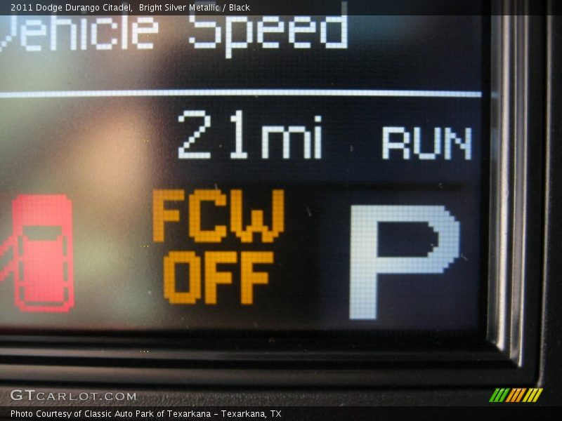 Bright Silver Metallic / Black 2011 Dodge Durango Citadel