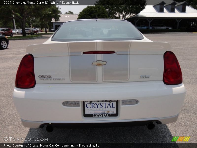 White / Ebony Black 2007 Chevrolet Monte Carlo SS