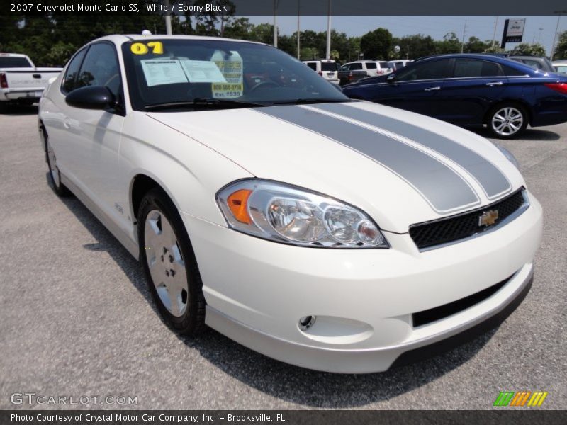 Front 3/4 View of 2007 Monte Carlo SS
