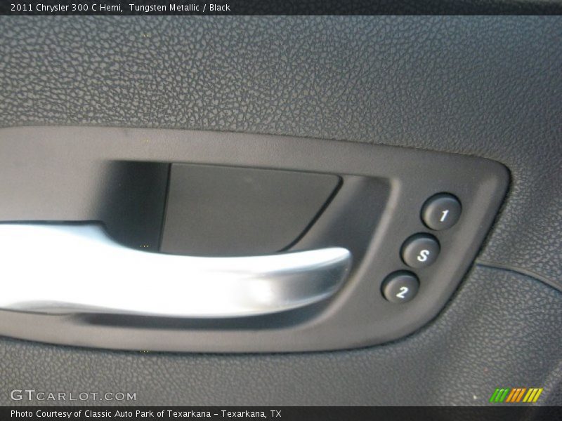 Tungsten Metallic / Black 2011 Chrysler 300 C Hemi