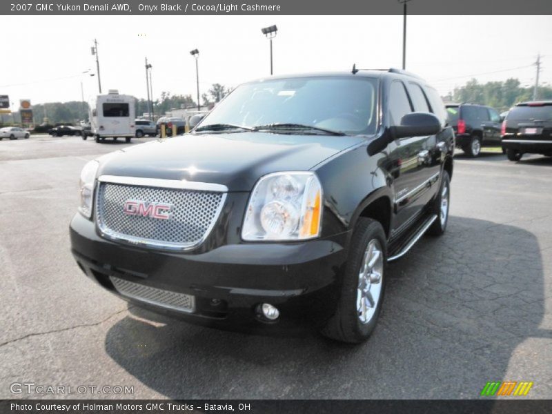 Onyx Black / Cocoa/Light Cashmere 2007 GMC Yukon Denali AWD