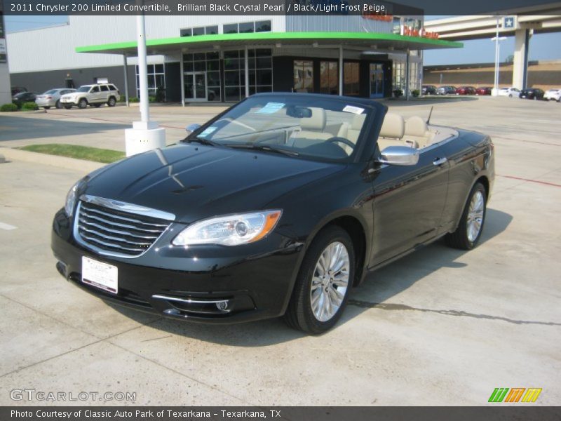 Brilliant Black Crystal Pearl / Black/Light Frost Beige 2011 Chrysler 200 Limited Convertible