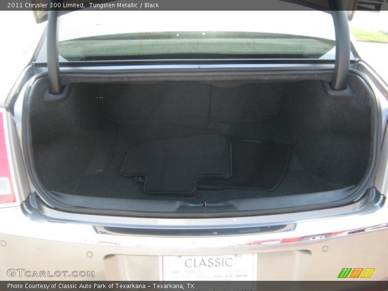 Tungsten Metallic / Black 2011 Chrysler 300 Limited