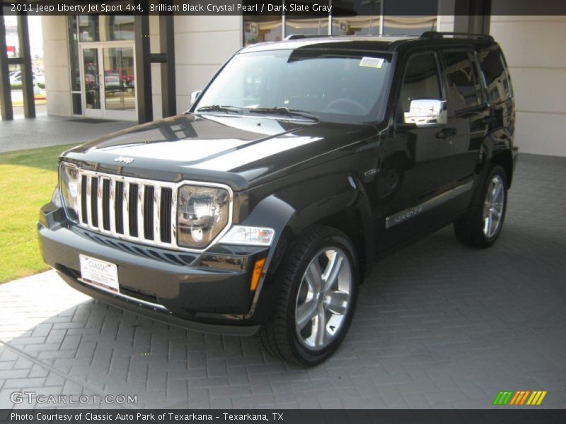 Brilliant Black Crystal Pearl / Dark Slate Gray 2011 Jeep Liberty Jet Sport 4x4