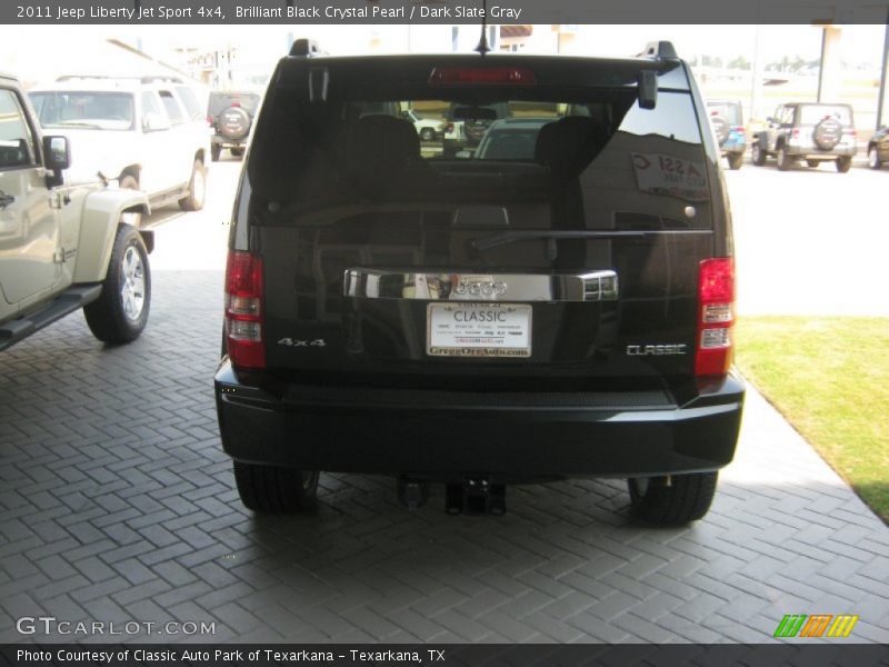 Brilliant Black Crystal Pearl / Dark Slate Gray 2011 Jeep Liberty Jet Sport 4x4