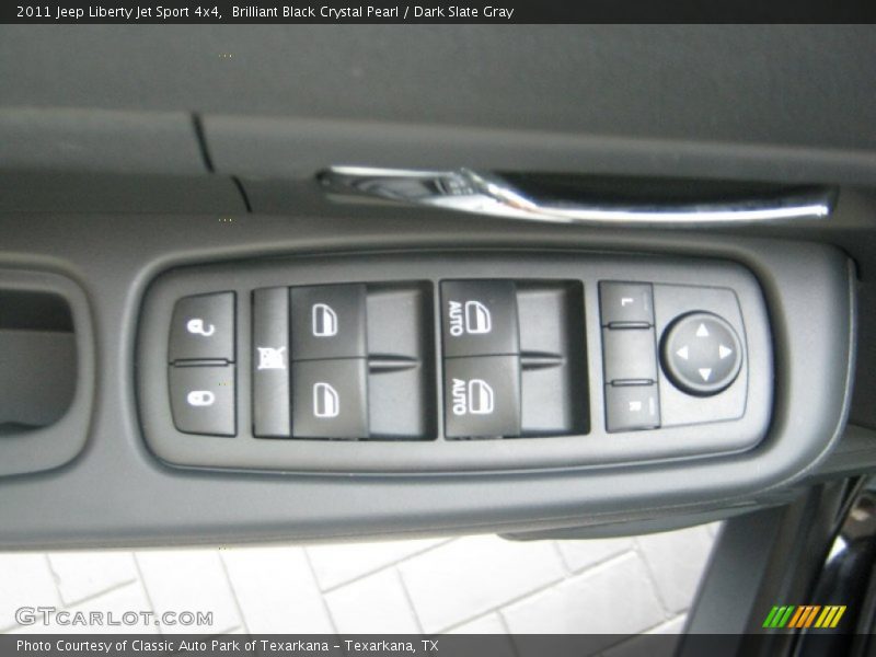 Brilliant Black Crystal Pearl / Dark Slate Gray 2011 Jeep Liberty Jet Sport 4x4
