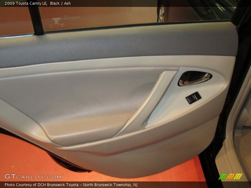 Black / Ash 2009 Toyota Camry LE