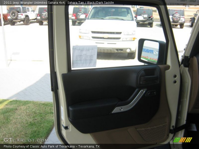 Sahara Tan / Black/Dark Saddle 2011 Jeep Wrangler Unlimited Sahara 4x4