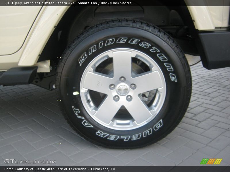 Sahara Tan / Black/Dark Saddle 2011 Jeep Wrangler Unlimited Sahara 4x4