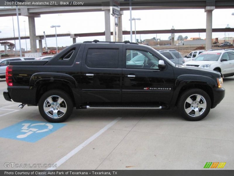 Black / Ebony 2007 Chevrolet Avalanche Z71
