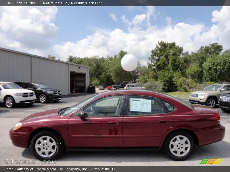 Merlot Metallic / Medium/Dark Flint 2007 Ford Taurus SE
