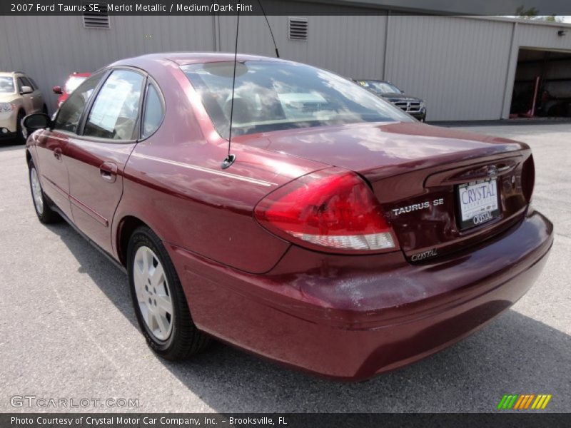 Merlot Metallic / Medium/Dark Flint 2007 Ford Taurus SE