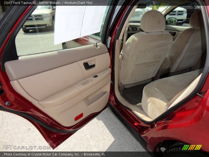 Merlot Metallic / Medium/Dark Flint 2007 Ford Taurus SE