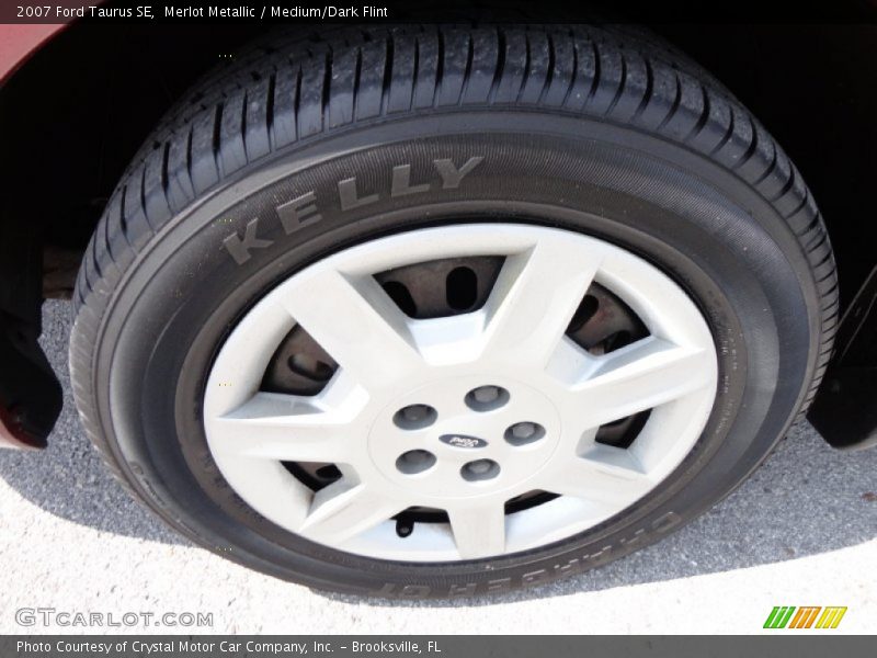 Merlot Metallic / Medium/Dark Flint 2007 Ford Taurus SE