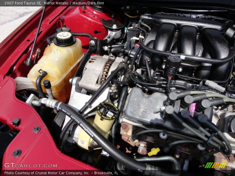 Merlot Metallic / Medium/Dark Flint 2007 Ford Taurus SE