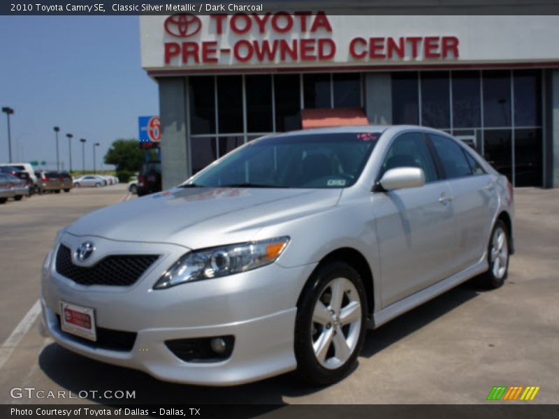 Classic Silver Metallic / Dark Charcoal 2010 Toyota Camry SE