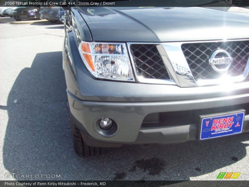 Storm Gray / Desert 2006 Nissan Frontier LE Crew Cab 4x4