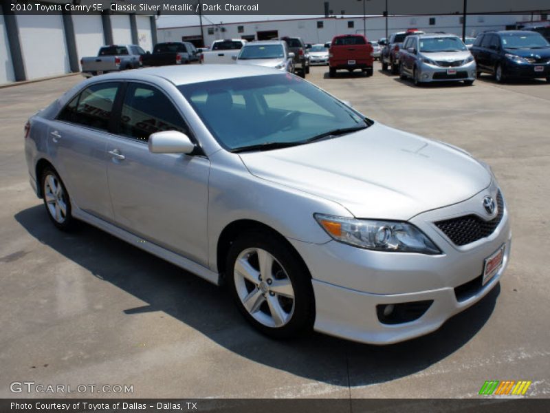 Classic Silver Metallic / Dark Charcoal 2010 Toyota Camry SE