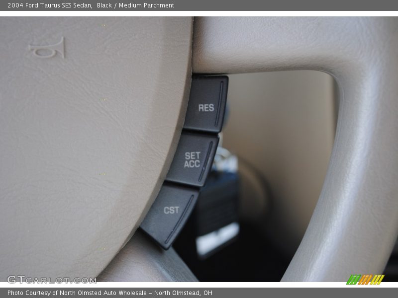 Controls of 2004 Taurus SES Sedan