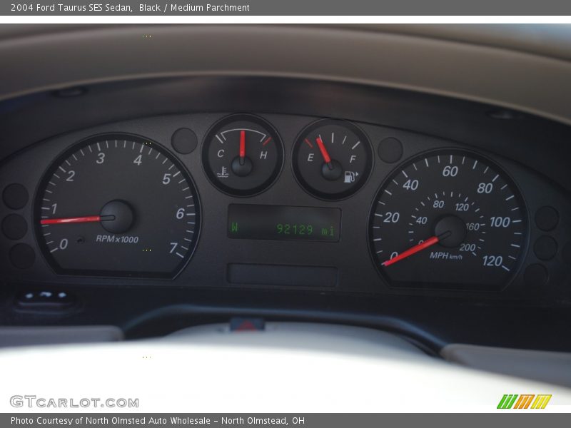  2004 Taurus SES Sedan SES Sedan Gauges