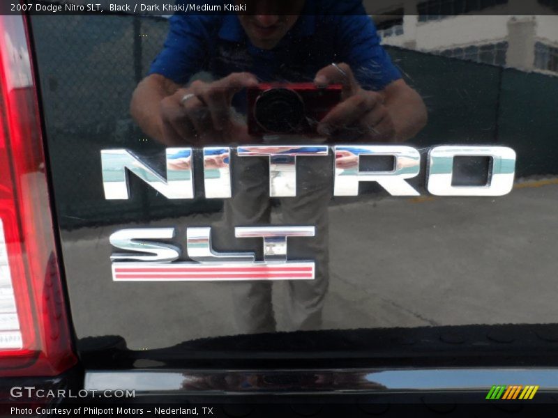 Black / Dark Khaki/Medium Khaki 2007 Dodge Nitro SLT