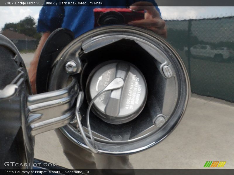 Black / Dark Khaki/Medium Khaki 2007 Dodge Nitro SLT