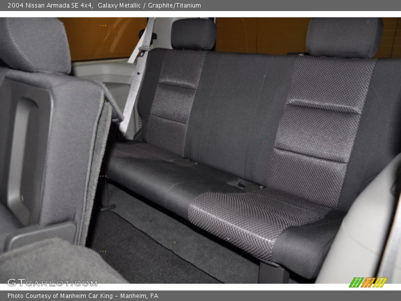 Galaxy Metallic / Graphite/Titanium 2004 Nissan Armada SE 4x4