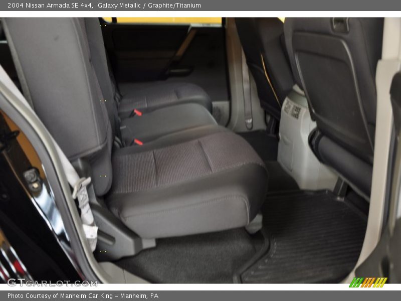 Galaxy Metallic / Graphite/Titanium 2004 Nissan Armada SE 4x4